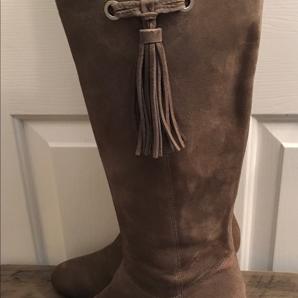 Bandolino Suede boots - Picture 2 of 8